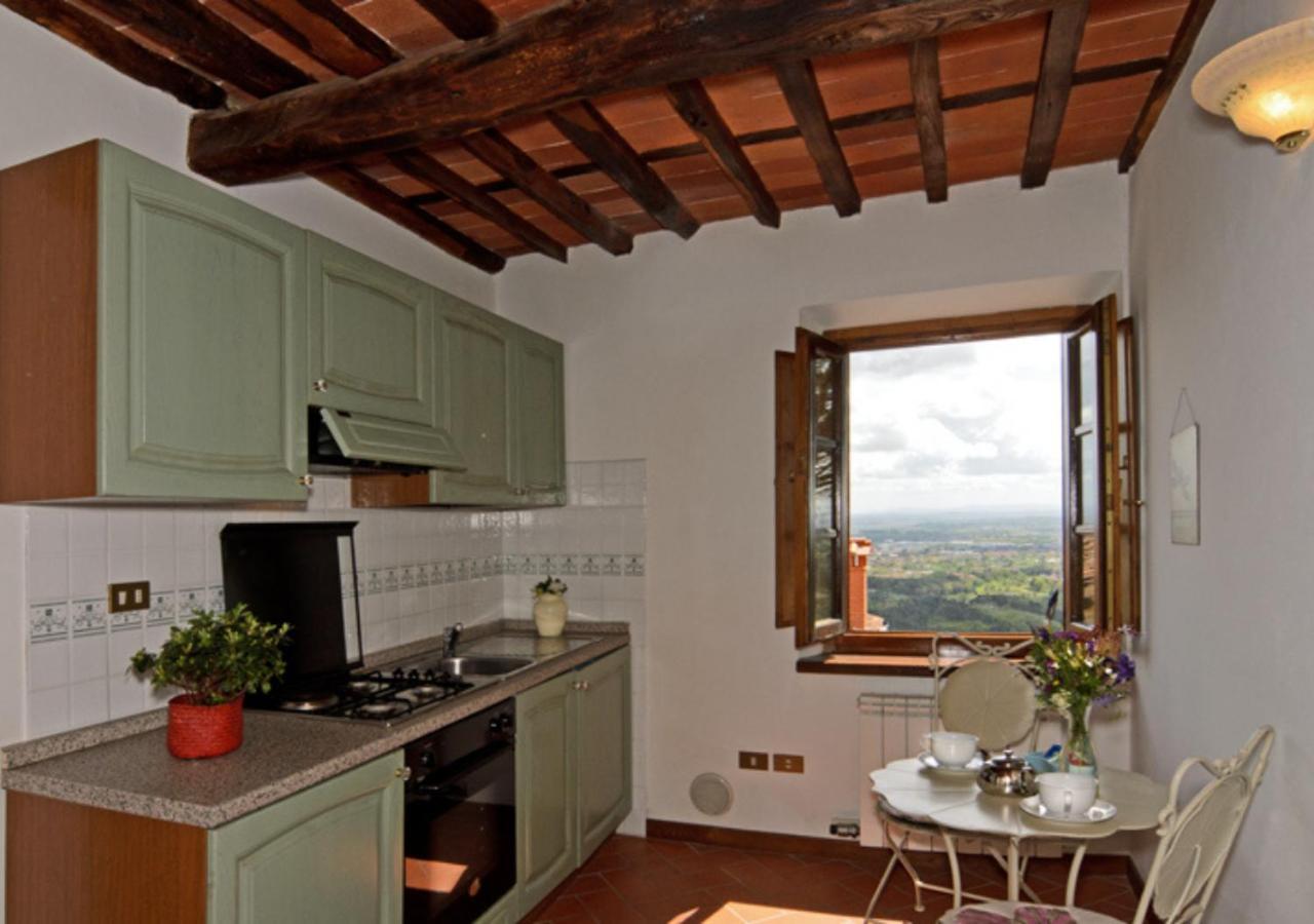 I Sette Borghi Guest House Massa e Cozzile Luaran gambar