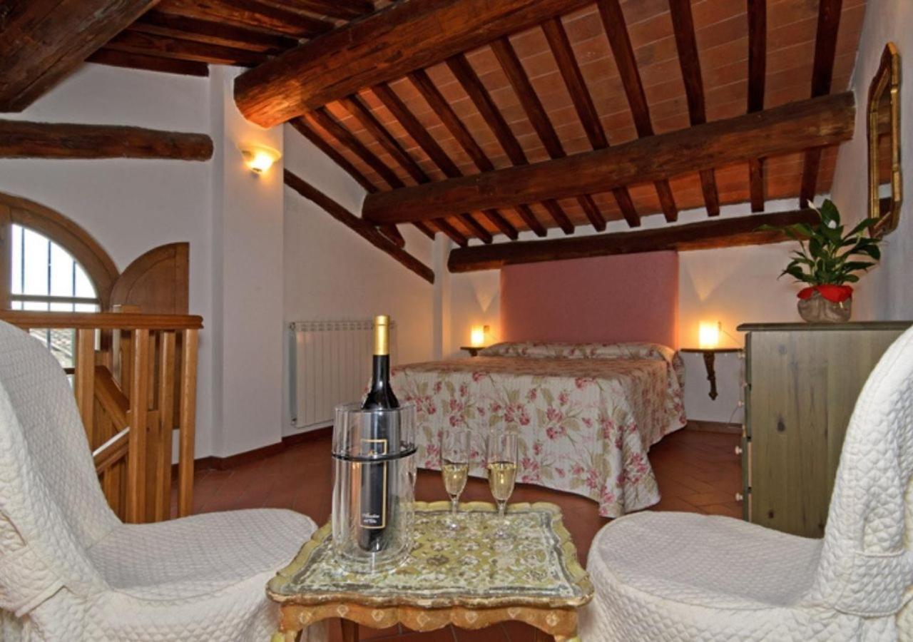 I Sette Borghi Guest House Massa e Cozzile Luaran gambar